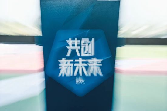 免费播放男人添女人下边电影
